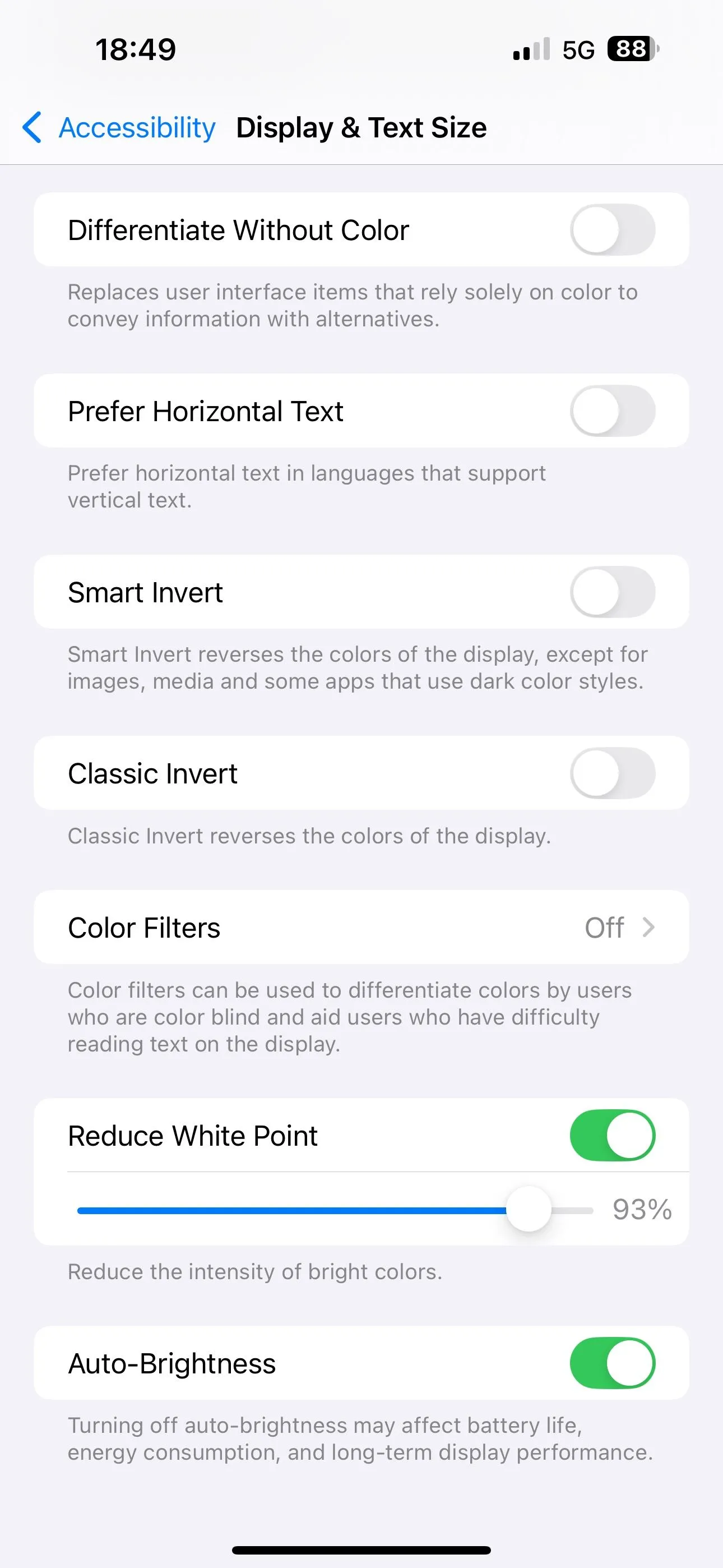 Bật và điều chỉnh thanh trượt Giảm điểm trắng trên màn hình cài đặt iPhone