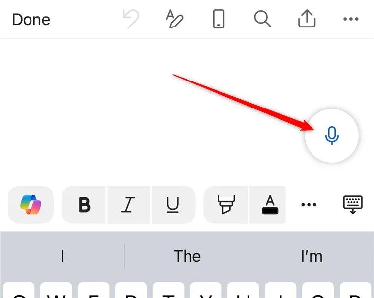 Biểu tượng micrô trong ứng dụng Microsoft Word Mobile trên iOS.