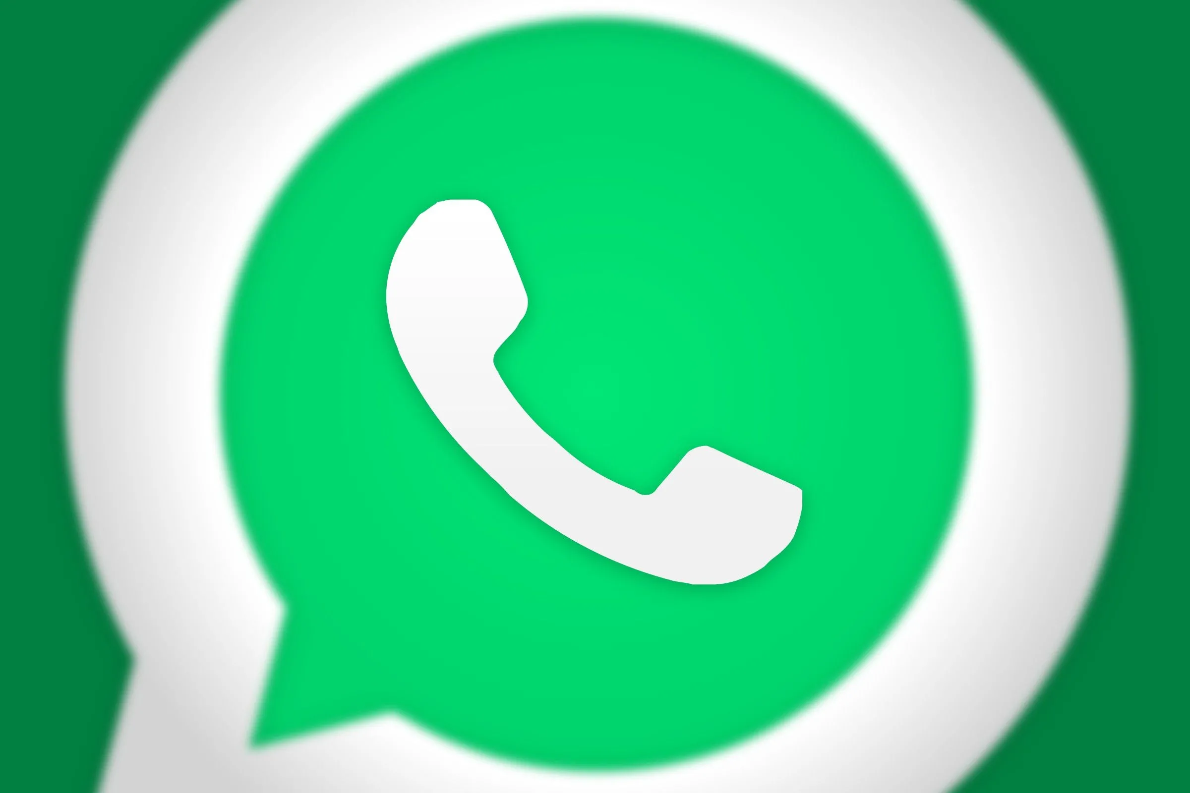 Biểu tượng WhatsApp trên nền xanh lá, minh họa cho ứng dụng WhatsApp chính thức trên iPad.