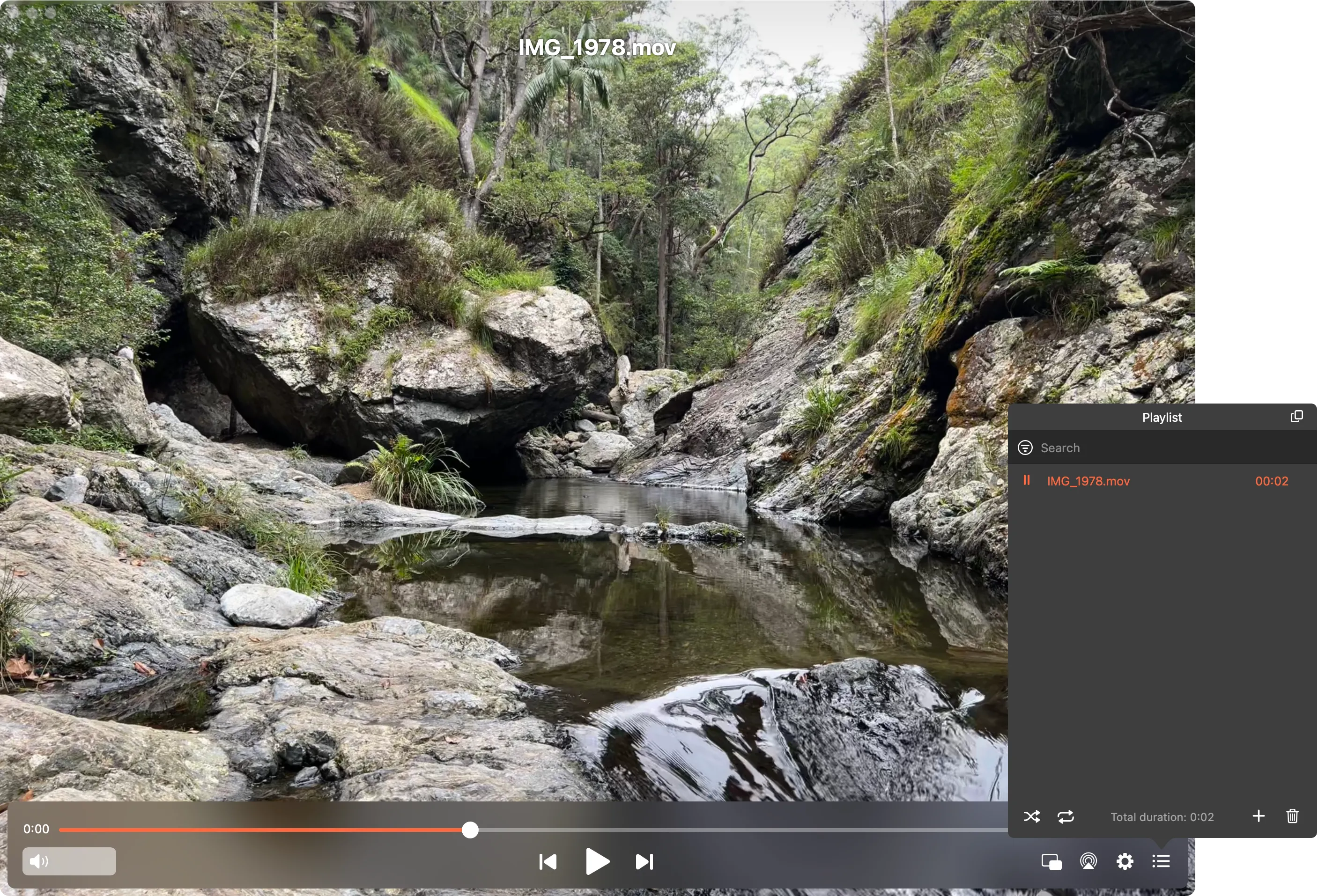 Giao diện Elmedia Player trên macOS với khả năng phát đa phương tiện