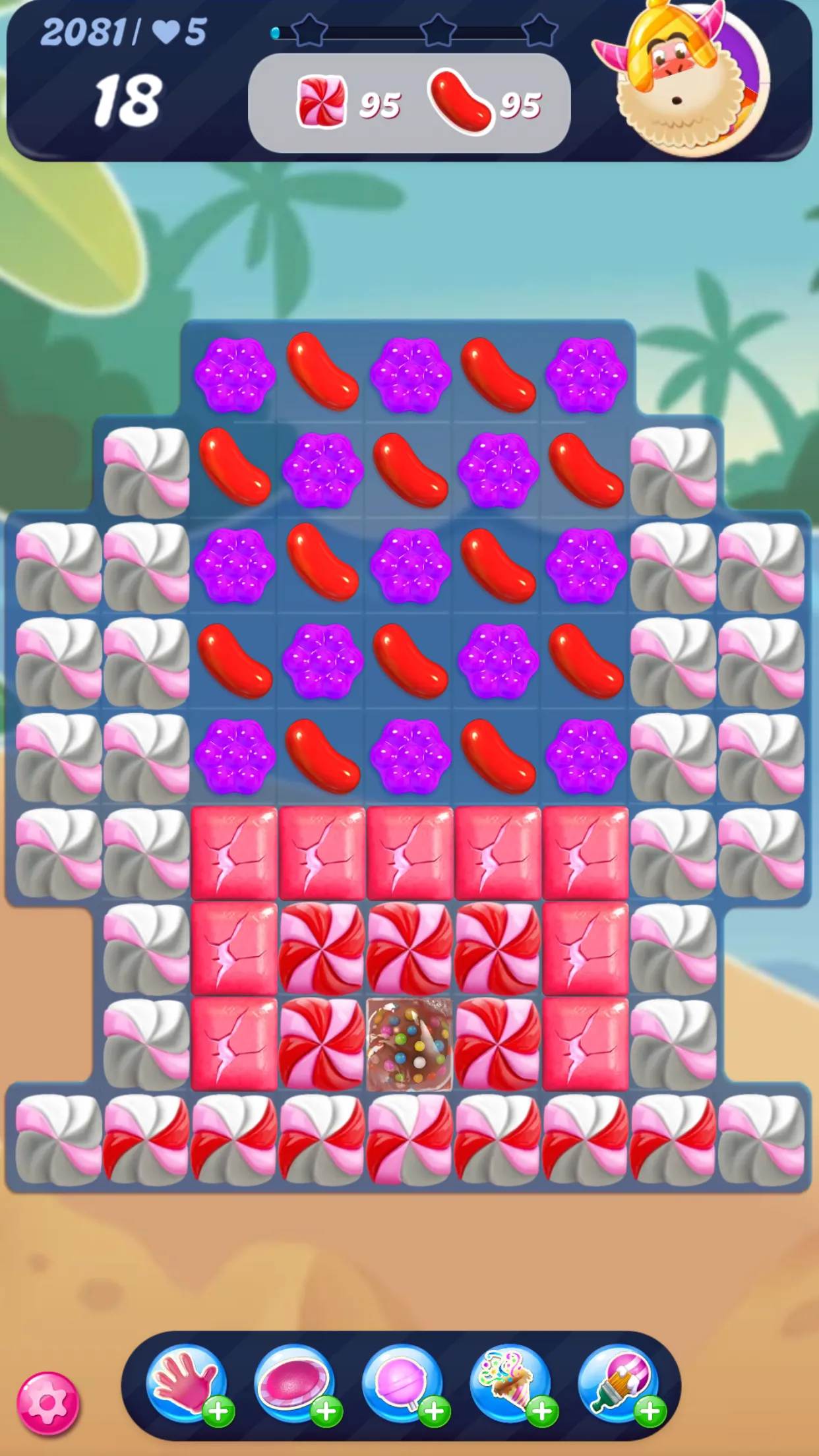 Giao diện một màn chơi Candy Crush Saga đang được thực hiện.