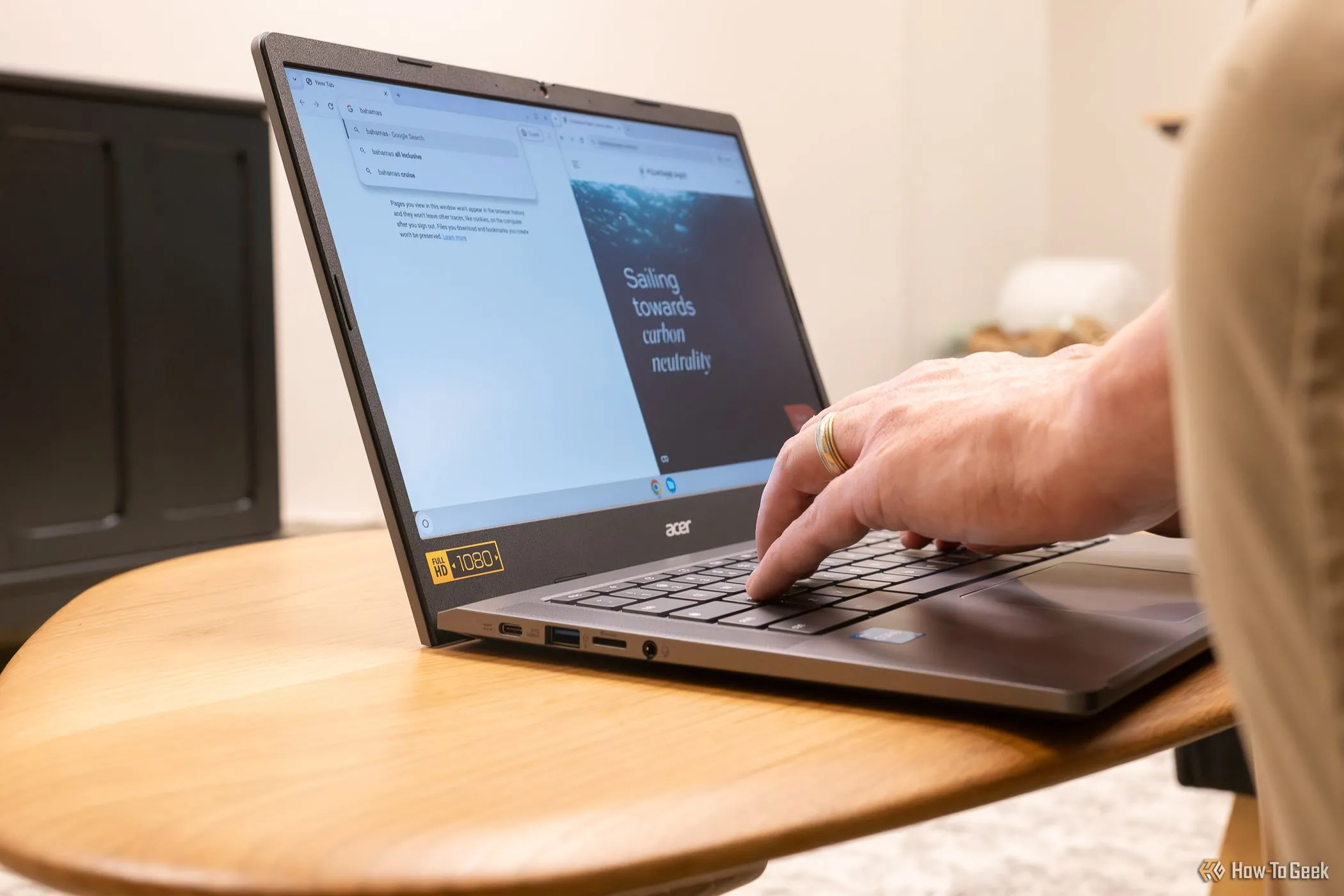 Logo Android và Chromebooks lồng ghép vào nhau, tượng trưng cho sự hợp nhất giữa hai hệ điều hành của Google.