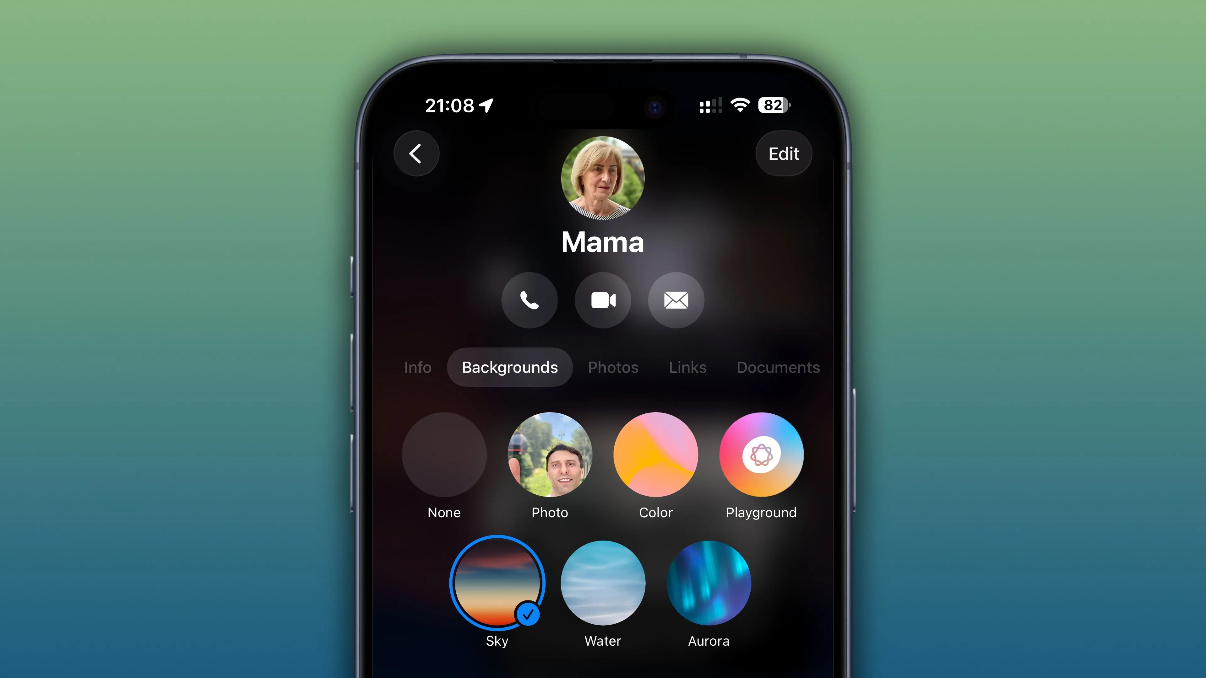 Ứng dụng Tin nhắn trên iPhone hiển thị tính năng đổi hình nền cuộc trò chuyện trong iOS 26