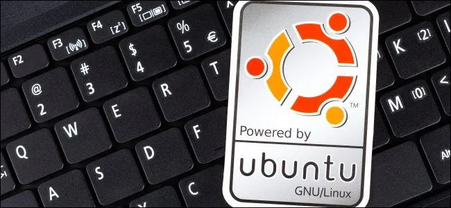 Bàn phím với logo Ubuntu, biểu tượng của sự lựa chọn distro phổ biến