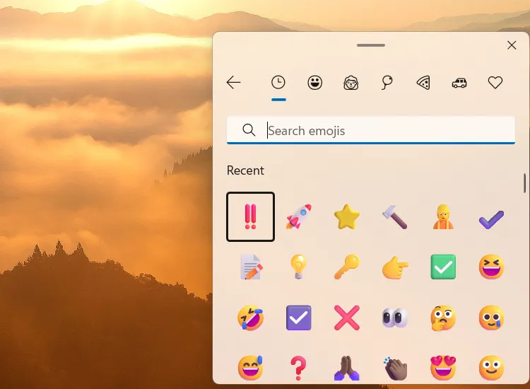 Bảng chọn biểu tượng cảm xúc (emoji) của Windows 11, truy cập nhanh bằng phím tắt Win+Dấu chấm.