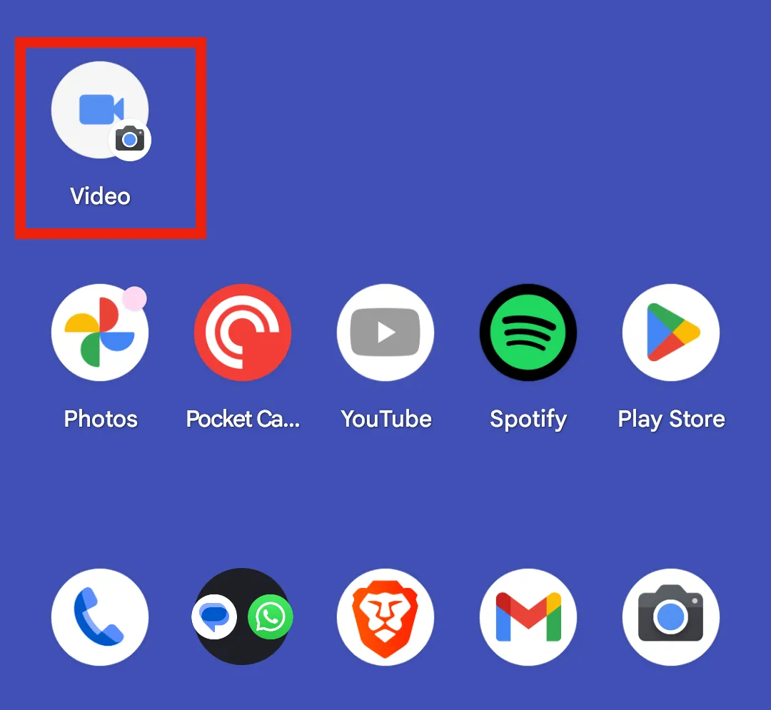 Biểu tượng lối tắt chế độ quay video trên màn hình chính của điện thoại Pixel.