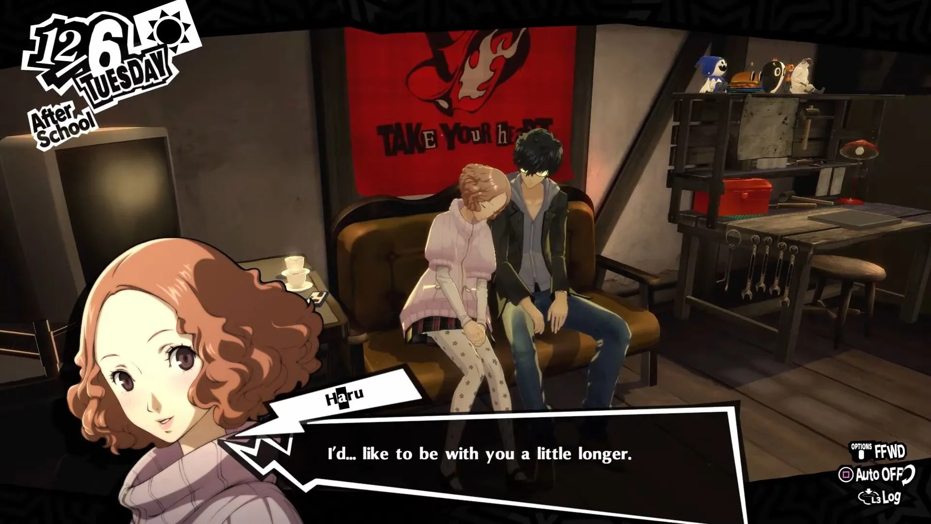 Cảnh lãng mạn giữa Joker và Haru trong Persona 5 Royal, minh họa khả năng chơi lại để khám phá các mối tình trong game.