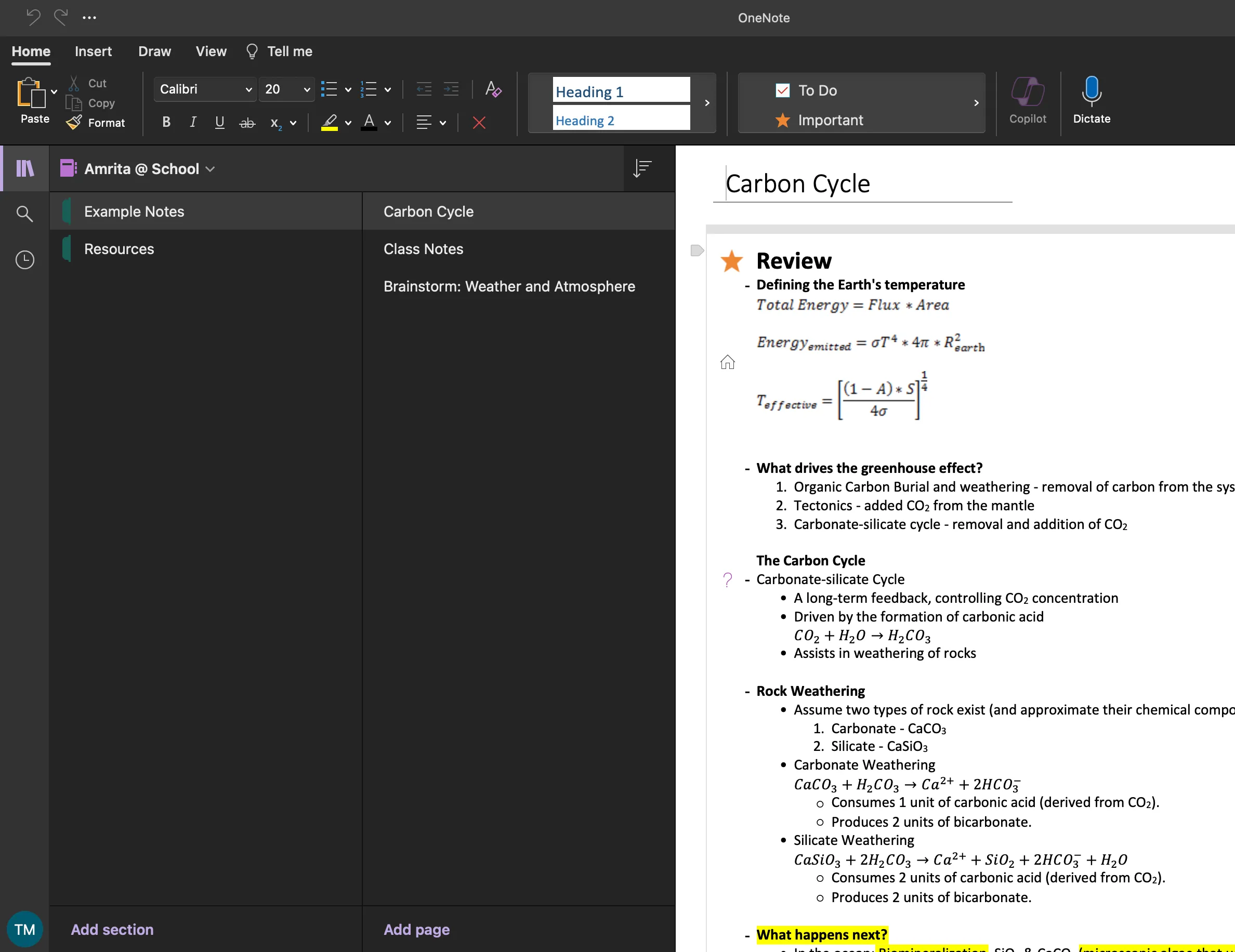 Cấu trúc tổ chức ghi chú của OneNote với sổ tay, các phần và trang.