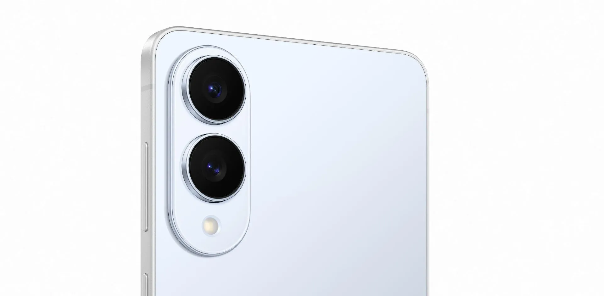 Chi tiết cụm camera phía sau của Galaxy S25 Edge với thiết kế nổi bật.