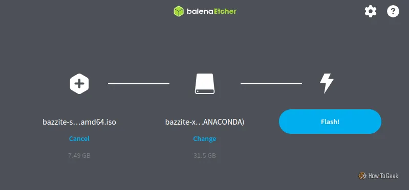 Giao diện Balena Etcher với tệp ISO Bazzite đã được tải và ổ USB được chọn để ghi hình ảnh