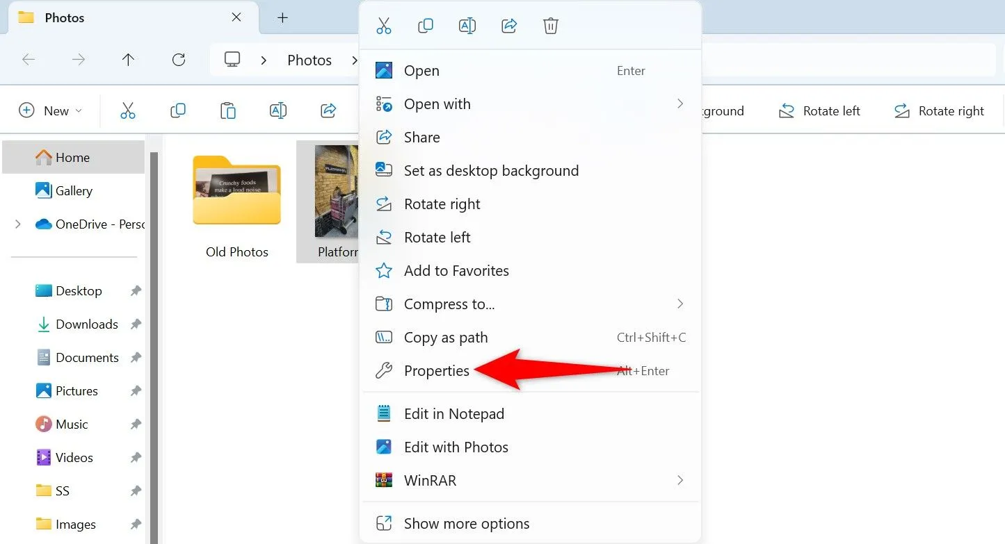 Giao diện File Explorer với tùy chọn Properties của ảnh được làm nổi bật.