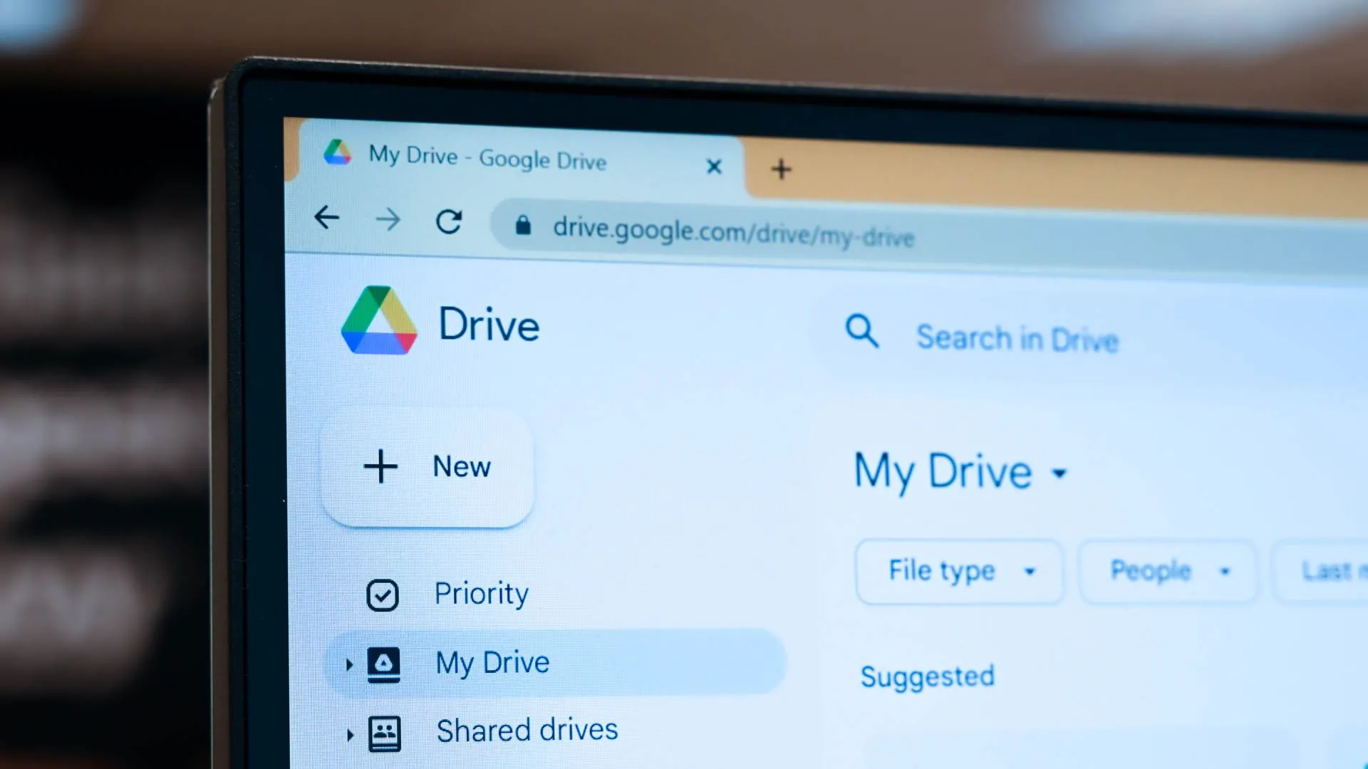 Giao diện Google Drive trên trình duyệt Chrome minh họa việc chia sẻ dung lượng lưu trữ