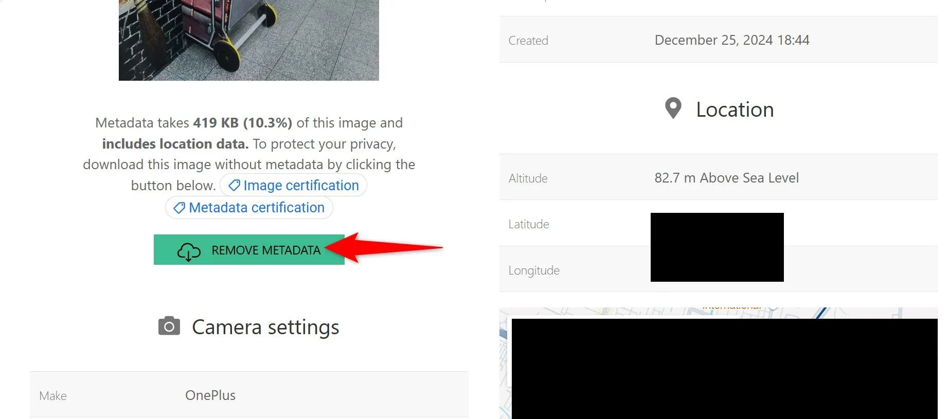 Giao diện trang web Jimpl để xóa metadata ảnh, với nút Remove Metadata được làm nổi bật.