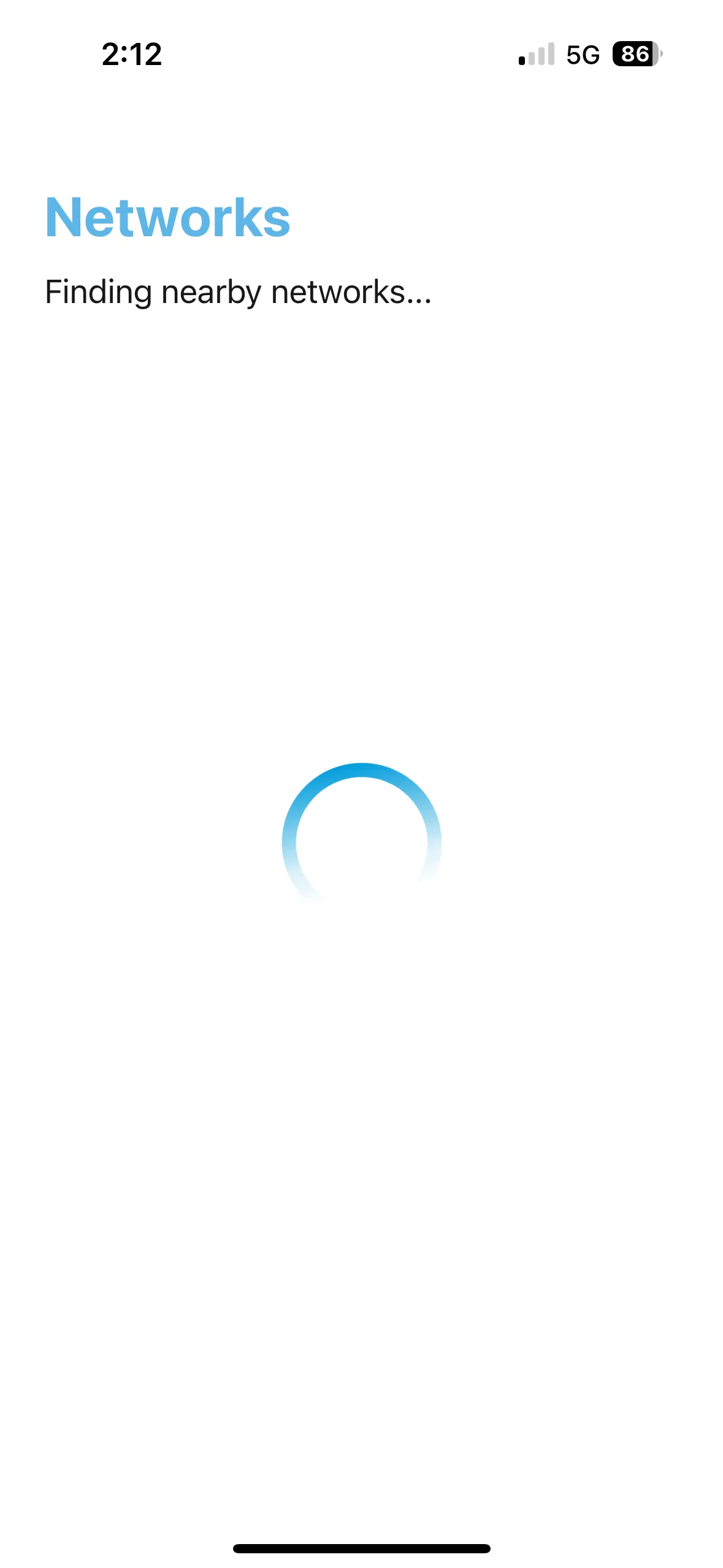 Giao diện ứng dụng MyQ trên iOS đang quét tìm mạng Wi-Fi