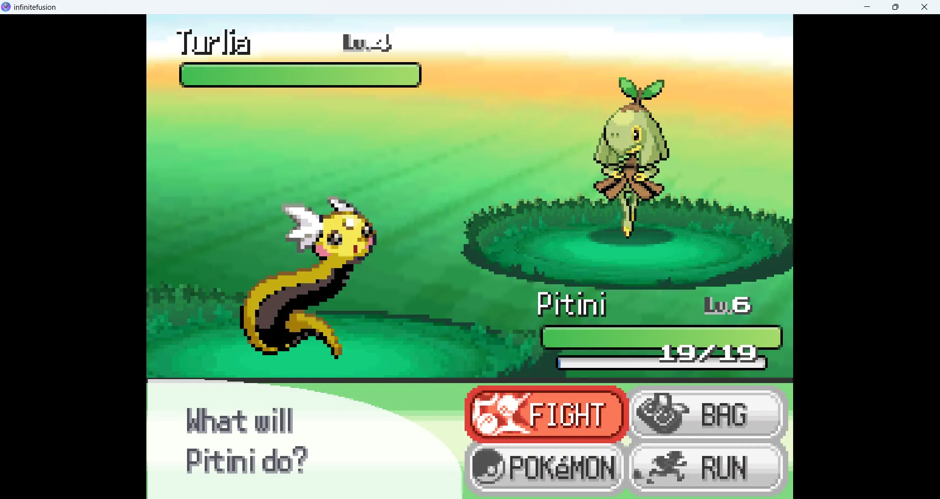 Hai Pokémon lai tạo đối đầu trong một trận chiến đầy thử thách của ROM hack Infinite Fusion
