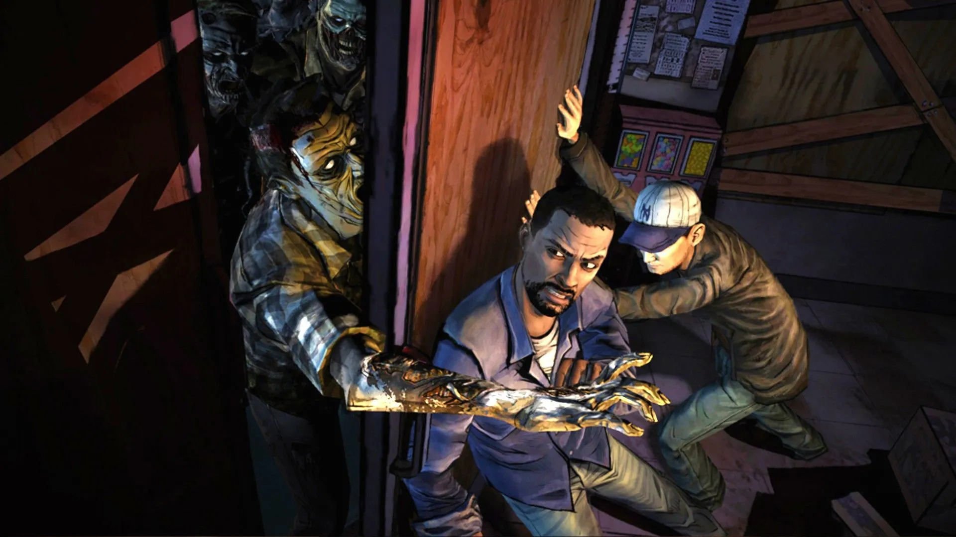 Lee Everett giữ cánh cửa trong The Walking Dead, đối mặt với hiểm nguy.
