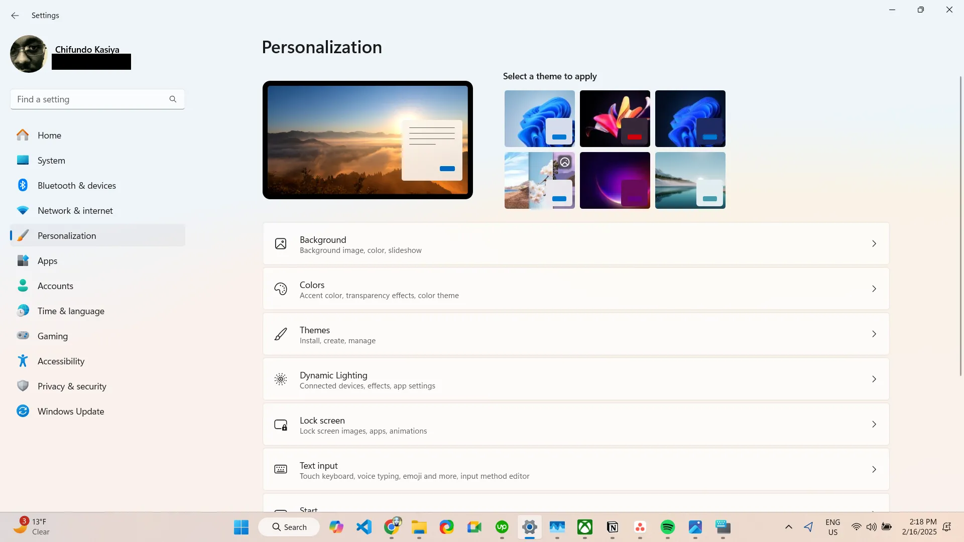 Màn hình cá nhân hóa trong ứng dụng Cài đặt của Windows 11, truy cập nhanh bằng phím tắt Win+i.