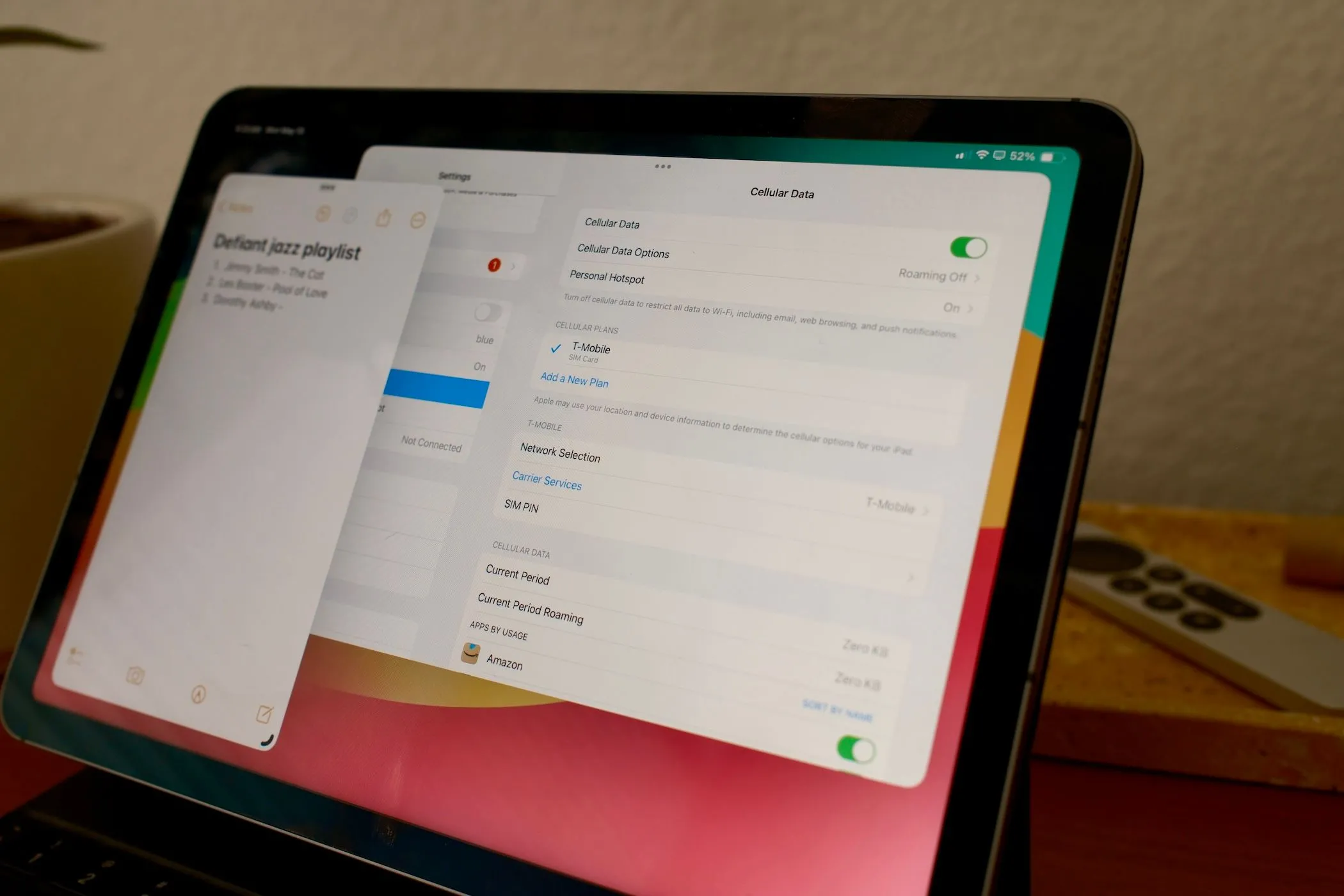 Màn hình iPad hiển thị các tùy chọn kết nối di động