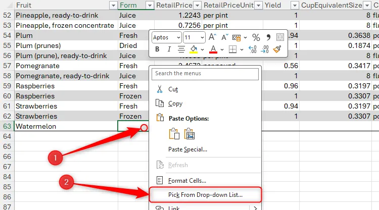 Menu chuột phải trên ô trong Excel, với tùy chọn &quot;Pick From Drop-Down List&quot; được chọn