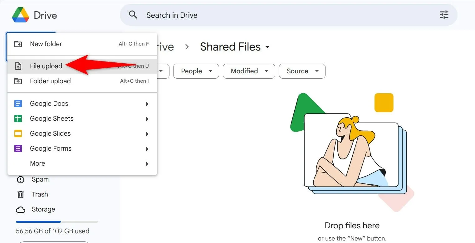 Menu &quot;Mới &gt; Tải tệp lên&quot; nổi bật trên Google Drive để tải file dung lượng lớn.