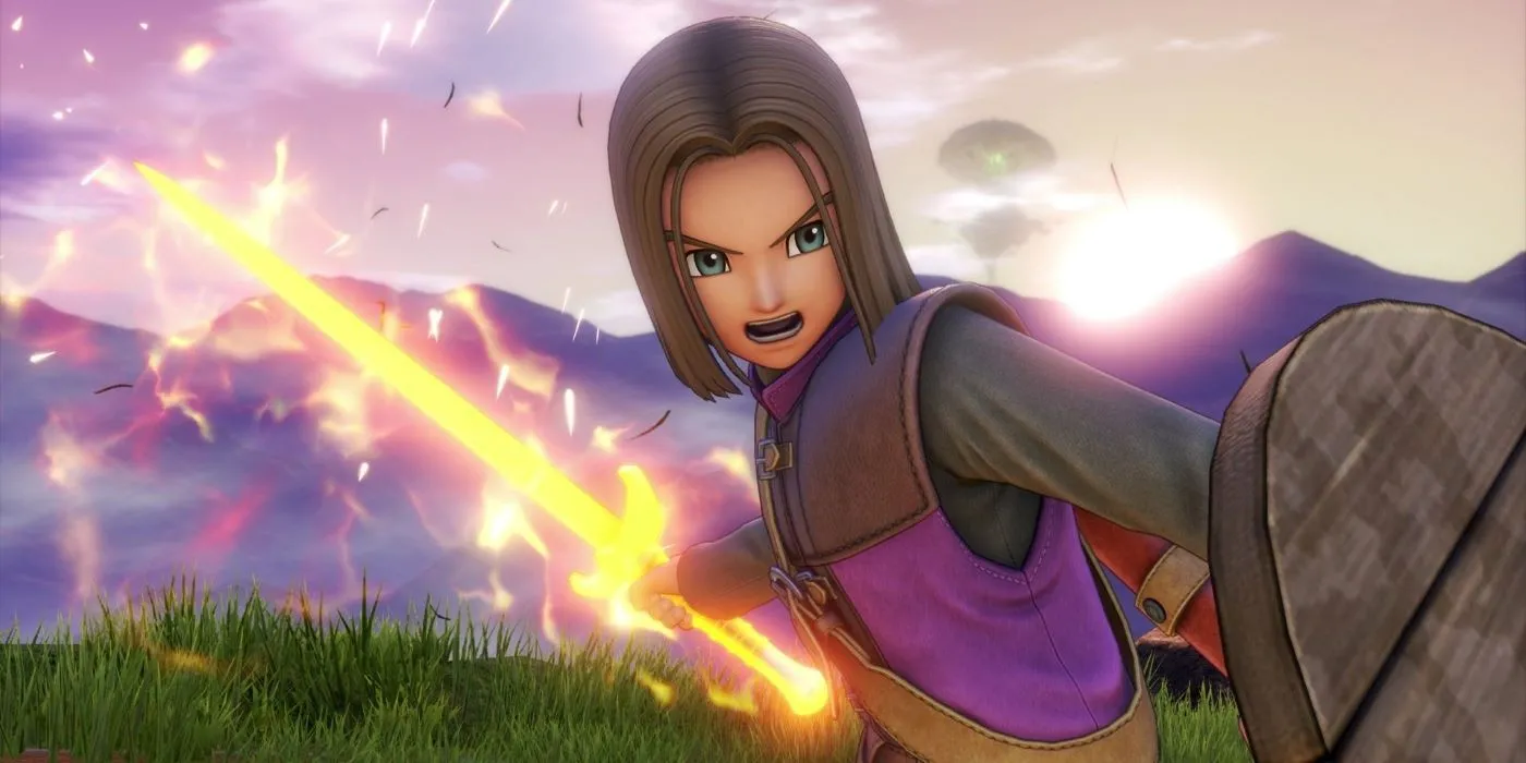 Người hùng Luminary từ Dragon Quest XI đang vung thanh kiếm lửa trong tư thế tấn công