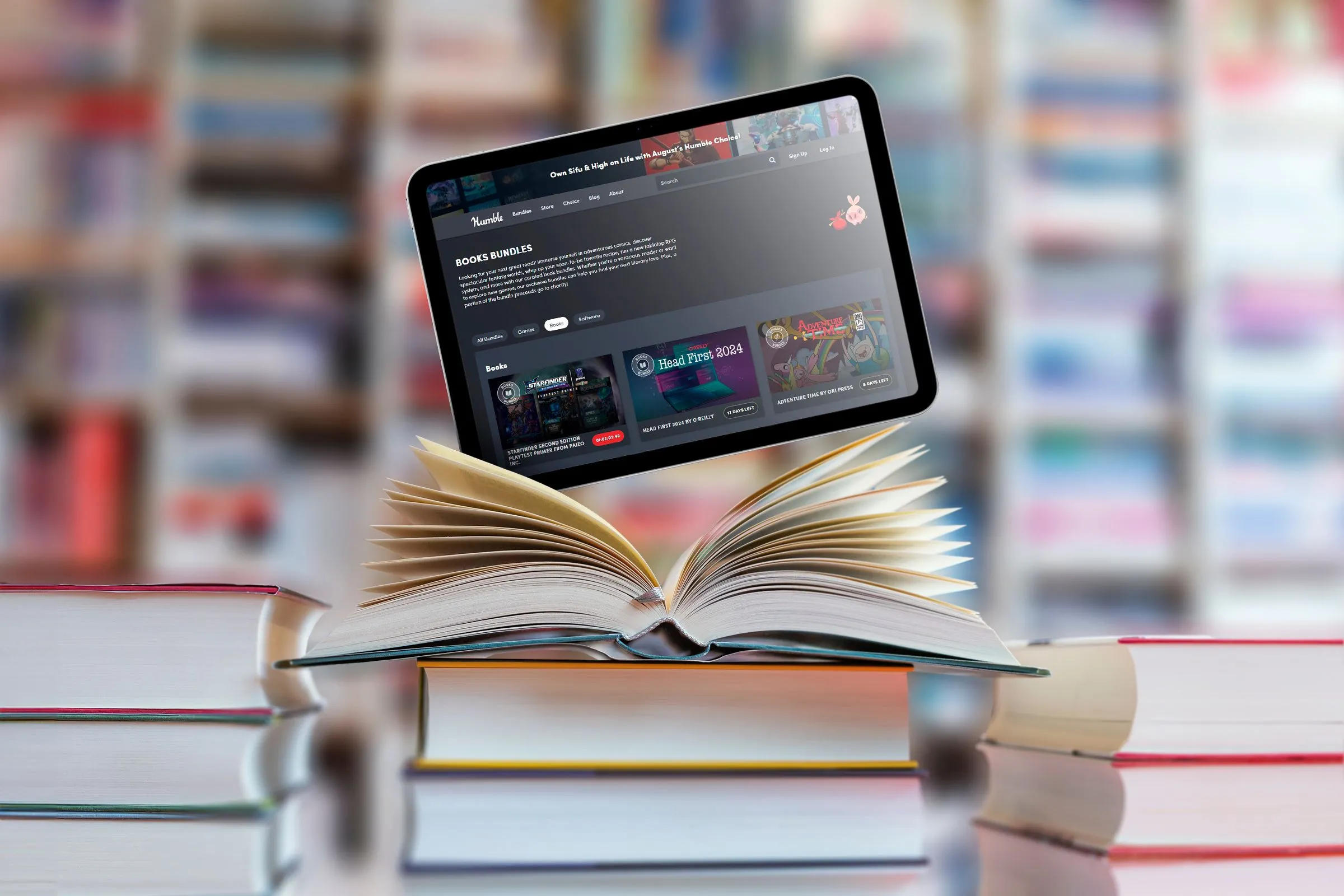 Sách mở và máy tính bảng đặt trên bàn, phía sau là kệ sách điện tử, minh họa thư viện eBook cá nhân.