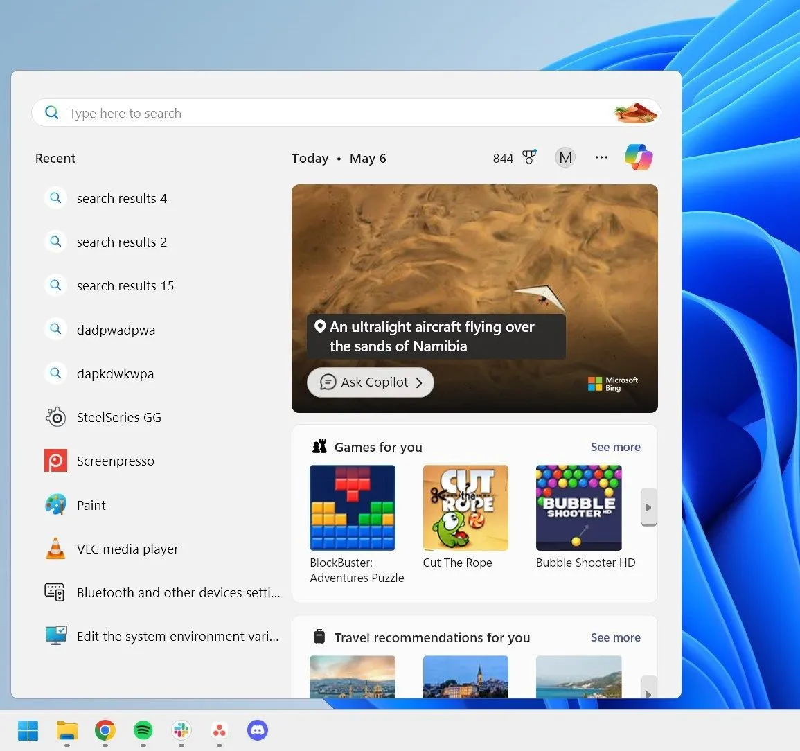 Thanh tìm kiếm Windows 11 được mở, hiển thị ô tìm kiếm và các kết quả gợi ý.