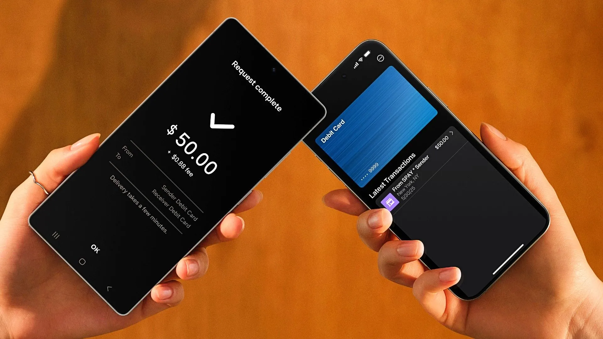Tính năng Tap to Transfer của Samsung Wallet đang được sử dụng