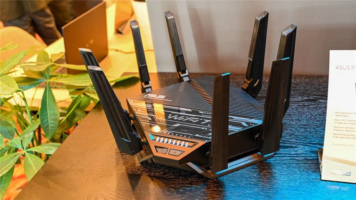 Router TP-Link Archer AXE75 Tri-Band Wi-Fi 6E với thiết kế hiện đại và 6 ăng-ten