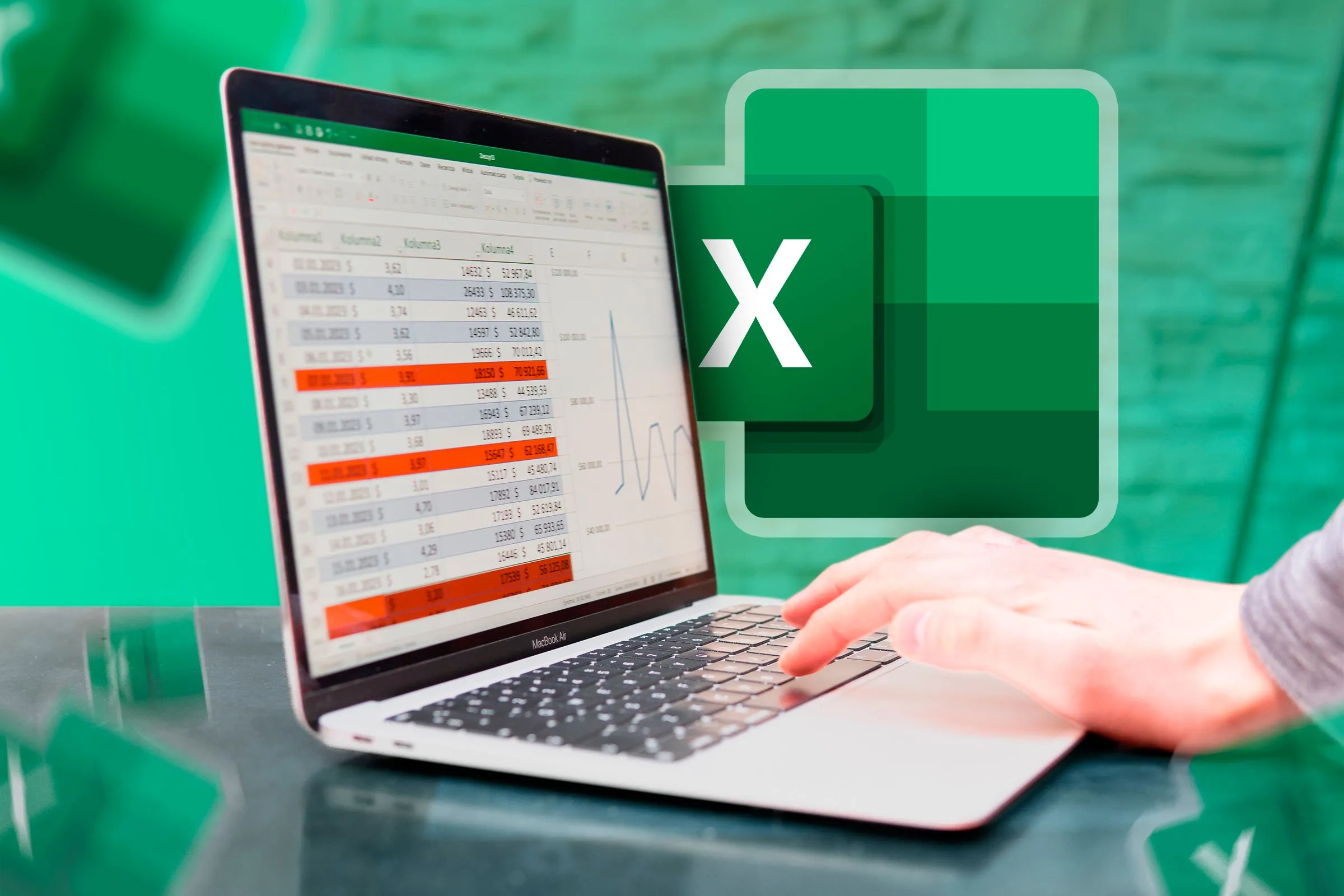 Máy tính xách tay với ứng dụng Microsoft Excel