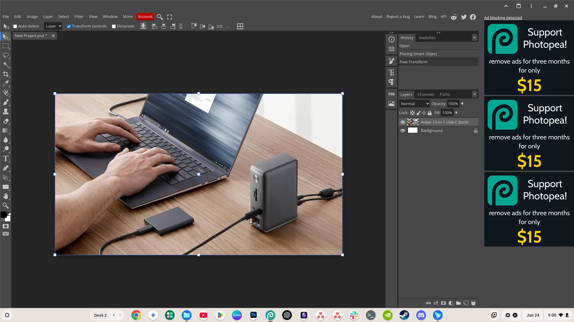 Ứng dụng web tiến bộ (PWA) Photopea đang mở trên màn hình Chromebook, hoạt động như một ứng dụng desktop.